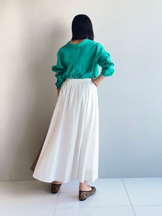 murayamaさんの「INDIVI｜【体型カバー／清涼感】シアーオーバーシャツ」を使ったコーディネート