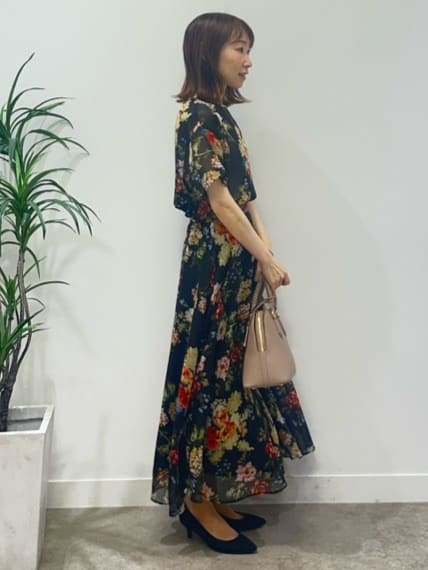 Miwaさんの「UNTITLED｜【アンサンブル可/薄手】ベーシッククルーネックカーディガン」を使ったコーディネート