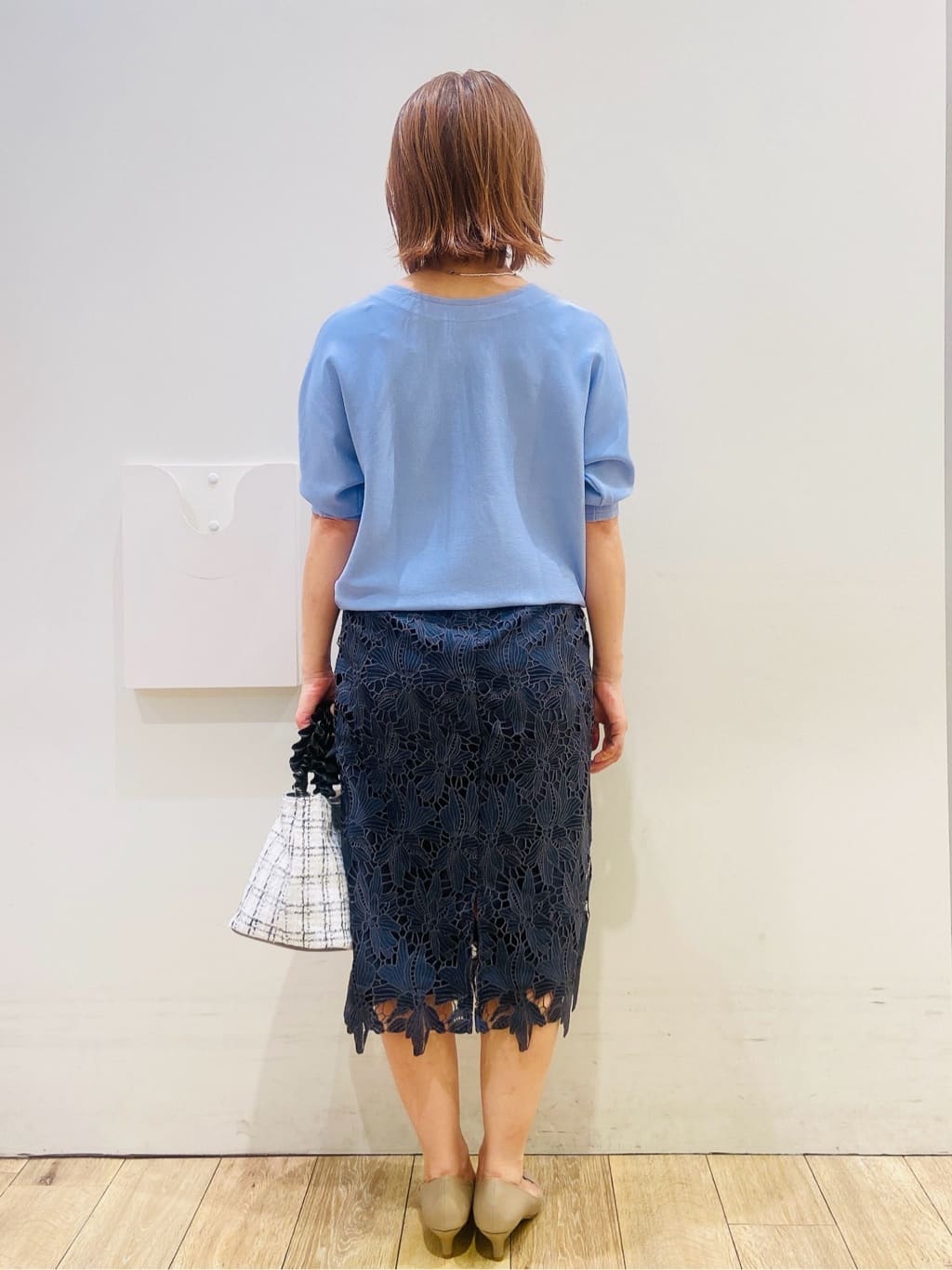 YUKOさんの「index｜《5色展開》前後2WAY ドルマンスリーブニット【UVケア／抗ピル／洗濯機洗い可】」を使ったコーディネート