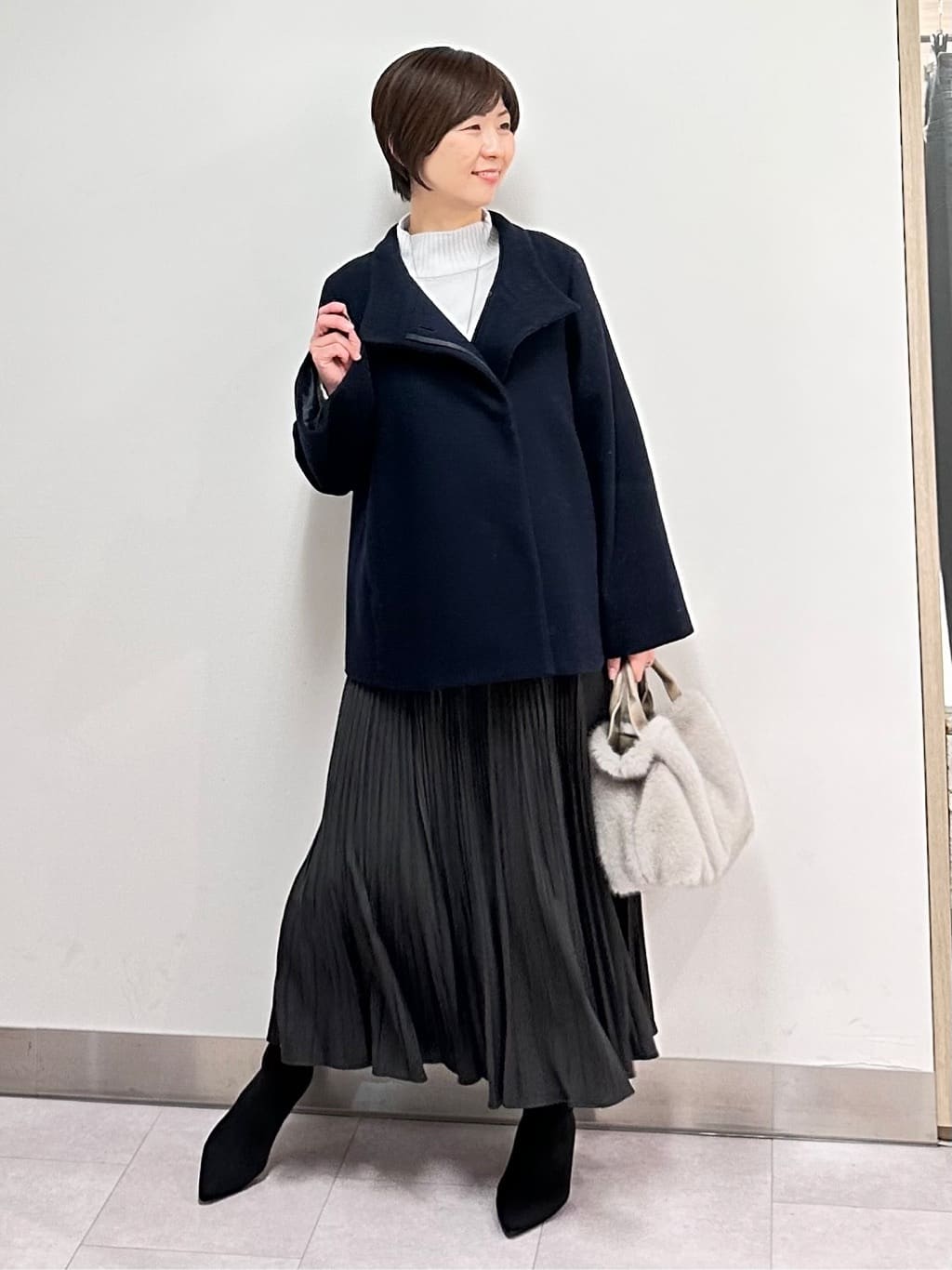 みなこさんの「UNTITLED｜【ゆったりサイズ／着丈短め】ジップニットカーディガン」を使ったコーディネート