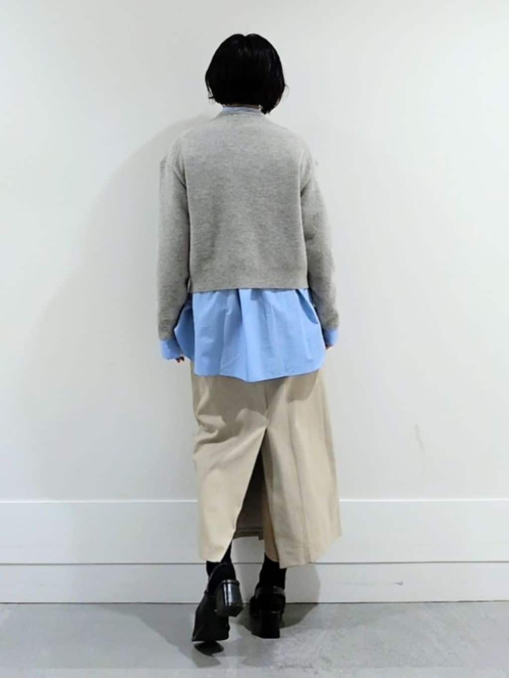 ミズタさんの「UNTITLED｜【ゆったりサイズ／着丈短め】ジップニットカーディガン」を使ったコーディネート