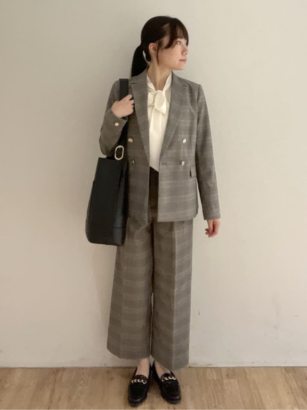 Rさんの「index｜アシンメトリーレイヤードボウタイブラウス【洗濯機OK／イージーアイロン／防シワ】《XS～3L》」を使ったコーディネート