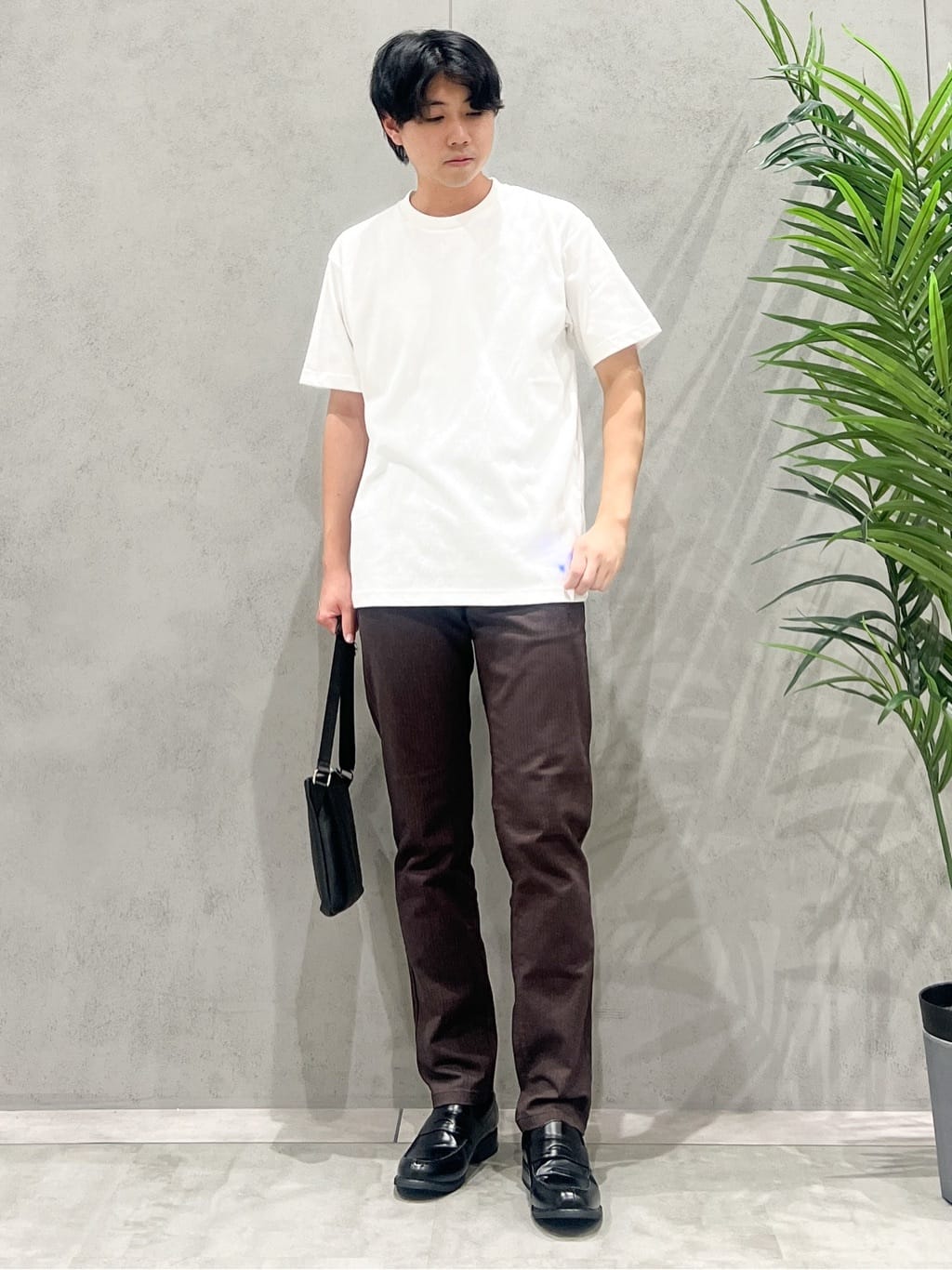 SHI-MAさんの「THE SHOP TK｜パターンジャカード半袖Tシャツ【洗濯機OK】」を使ったコーディネート