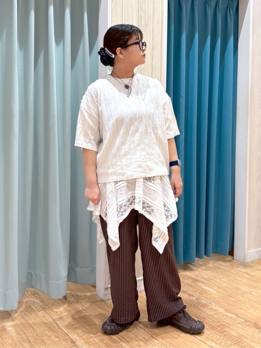 砂糖さんの「SHOO･LA･RUE｜【2WAY】スカートにもなる イレヘム レースビスチェ」を使ったコーディネート