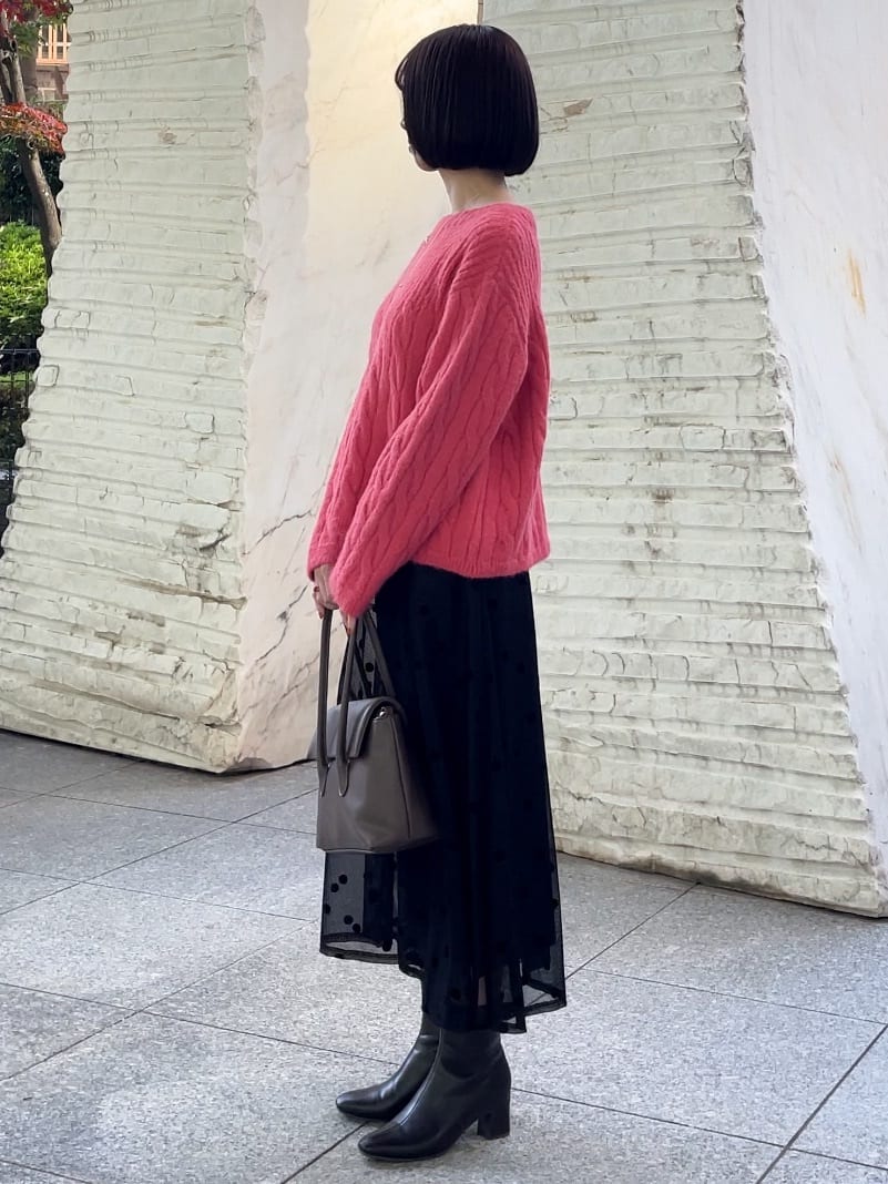 NATSUMIさんの「grove｜クラシカルな佇まい 大人のステンカラーロングコート」を使ったコーディネート