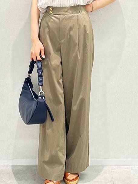 Miwaさんの「UNTITLED｜【洗える/スキッパー】フレンチスリーブシアーブラウス」を使ったコーディネート