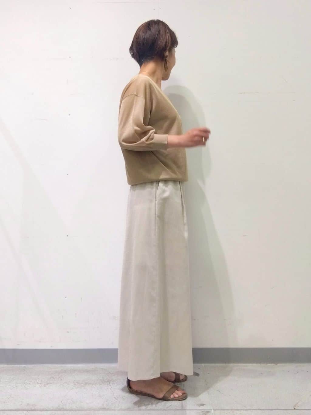 Kさんの「INDIVI｜【洗える／清涼感◎】ワイドフレアパンツ／スカーチョ」を使ったコーディネート