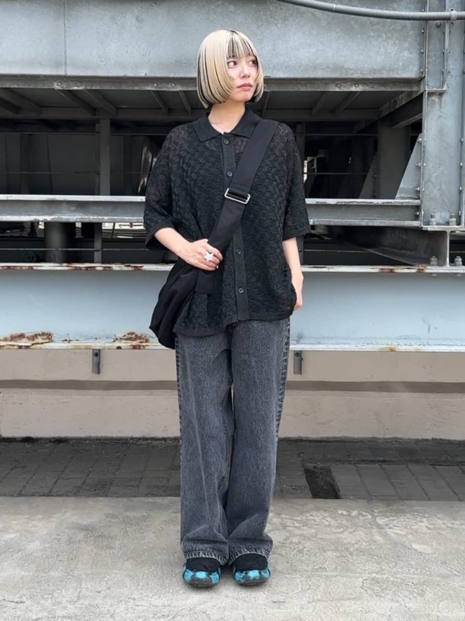 川本葵さんの「tk.TAKEO KIKUCHI｜」を使ったコーディネート