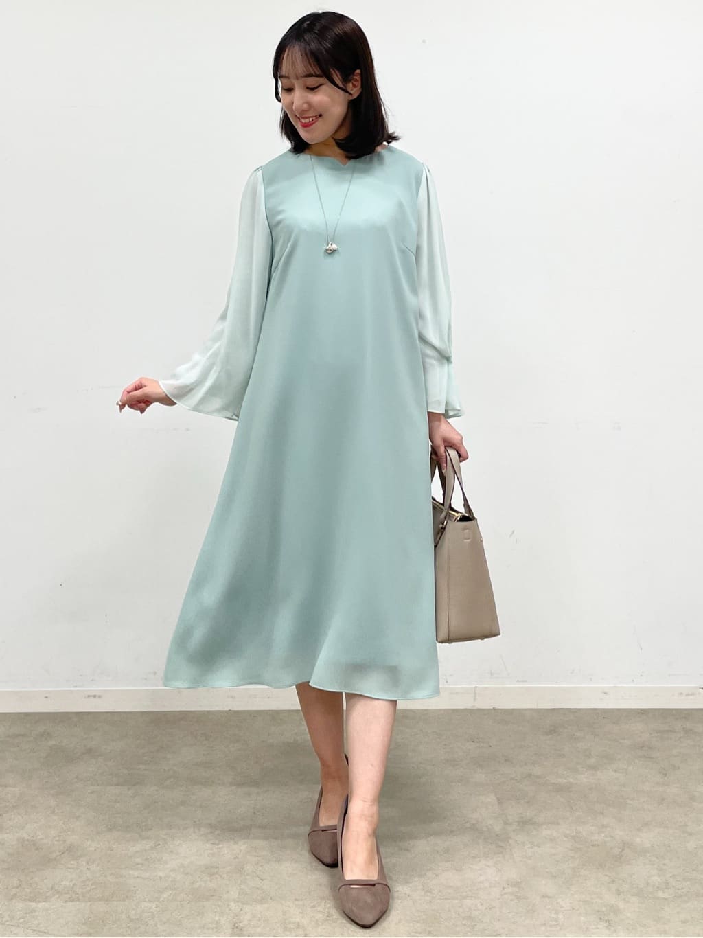 yukariさんの「Reflect｜【SS-4Lサイズ／付属リボン】スリーブデザインジョーゼットワンピース」を使ったコーディネート