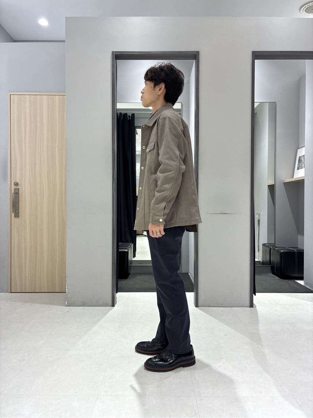 わいずみさんの「TAKEO KIKUCHI｜【Made in JAPAN】播州織 ドビー千鳥シャツ」を使ったコーディネート