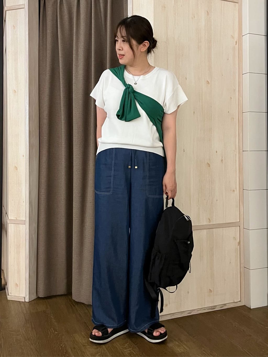 aiさんの「THE SHOP TK｜さらさらフレアスリーブサマーニット【毛玉になりにくい/UV/洗濯機OK】」を使ったコーディネート
