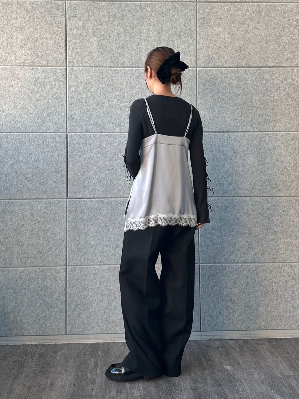 harunaさんの「CODE A｜ribbon slit pullover」を使ったコーディネート