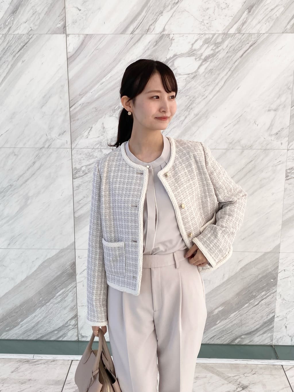 みさかさんの「index｜ファンシーツイードノーカラージャケット【洗える】」を使ったコーディネート