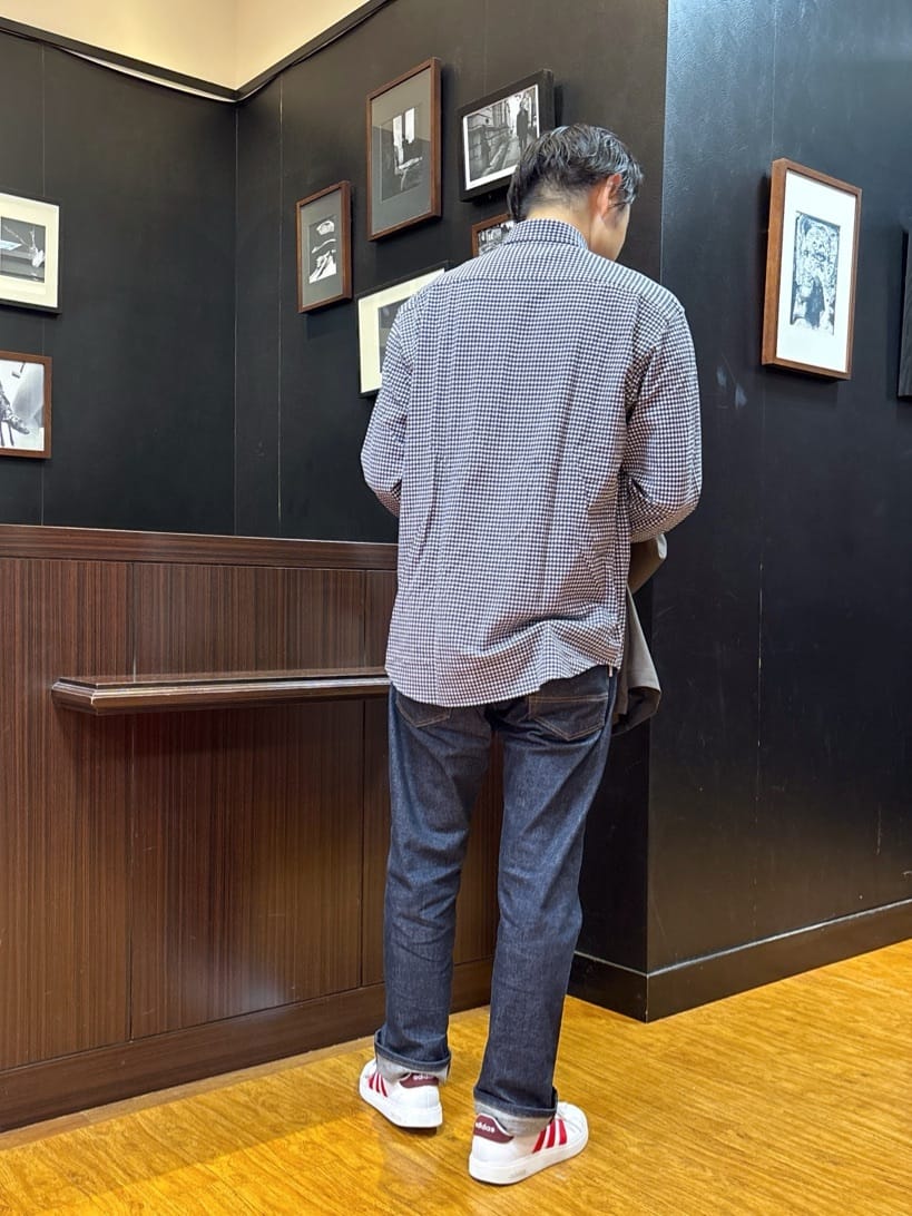 KEIさんの「TAKEO KIKUCHI｜【抗菌防臭/シーズンレス】シアサッカーギンガムチェック ストレッチシャツ」を使ったコーディネート