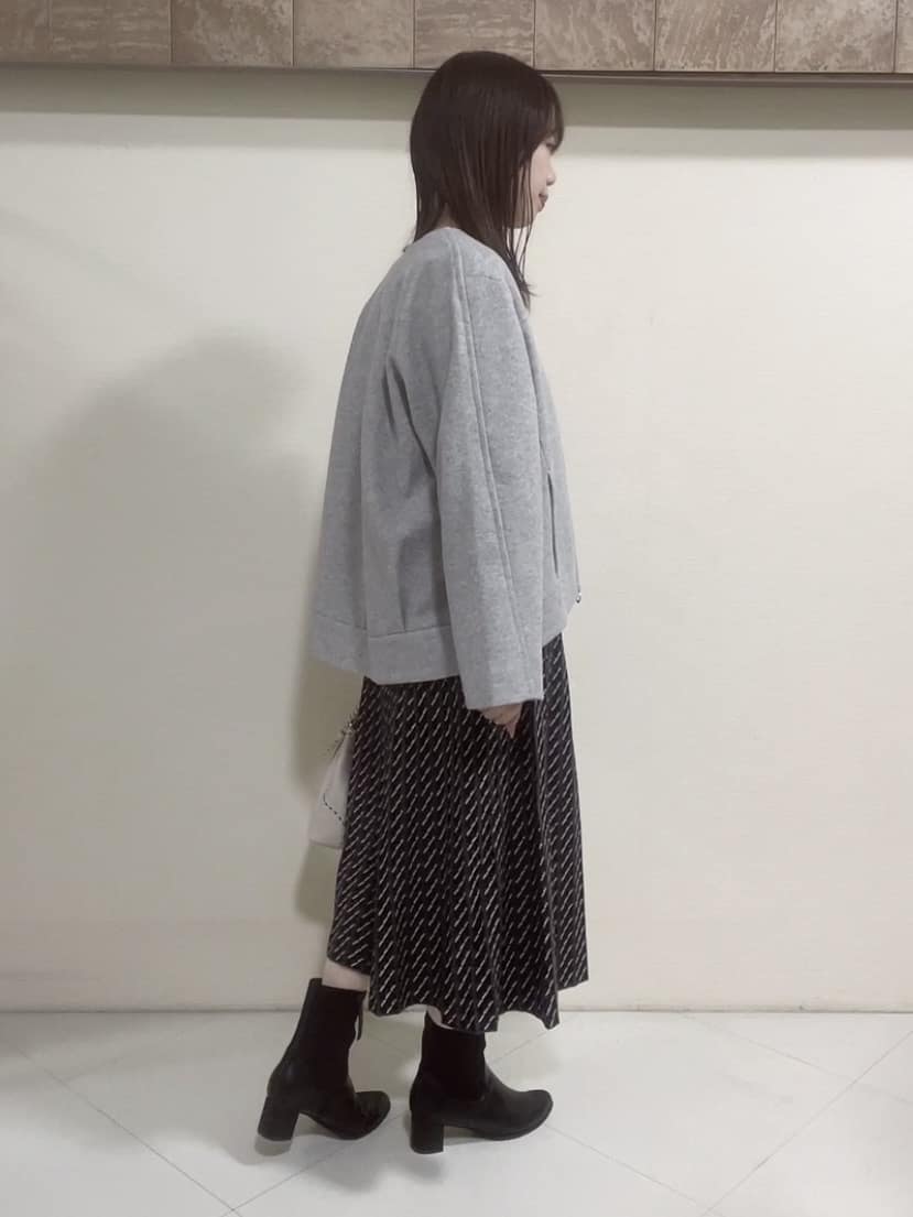 yukaさんの「Reflect｜【WEB先行カラーあり／セットアップ可】幾何調柄ニットスカート」を使ったコーディネート