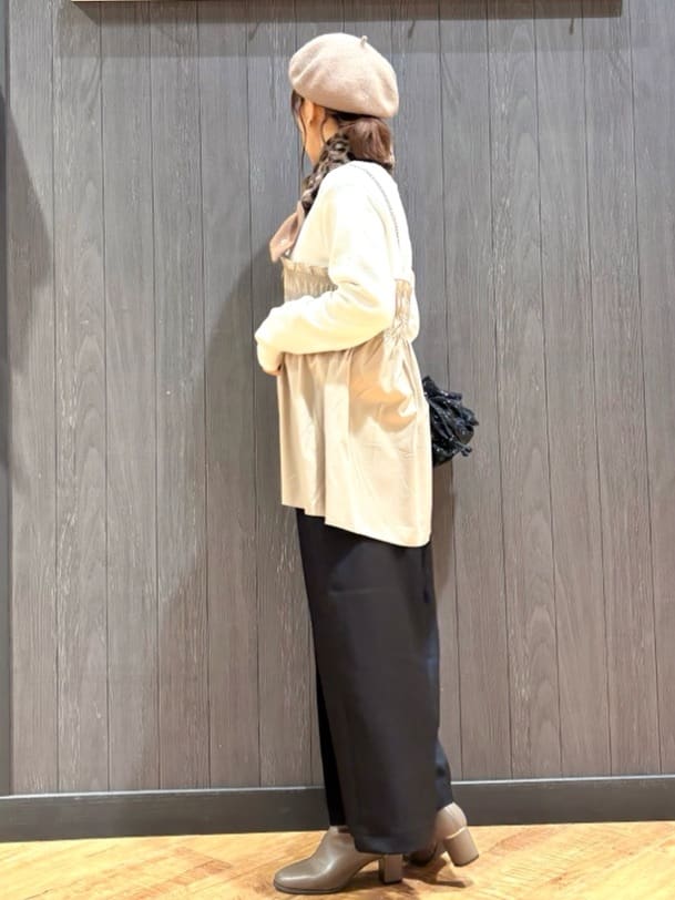 meiさんの「SHOO･LA･RUE｜【S-LL】1枚でコーデが決まる ビスチェ風ドッキングトップス」を使ったコーディネート