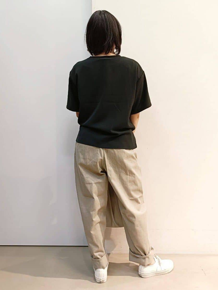 あんさんの「THE SHOP TK｜アソートロゴTシャツ【接触冷感/防シワ/吸水速乾/UVケア/洗濯機OK】」を使ったコーディネート