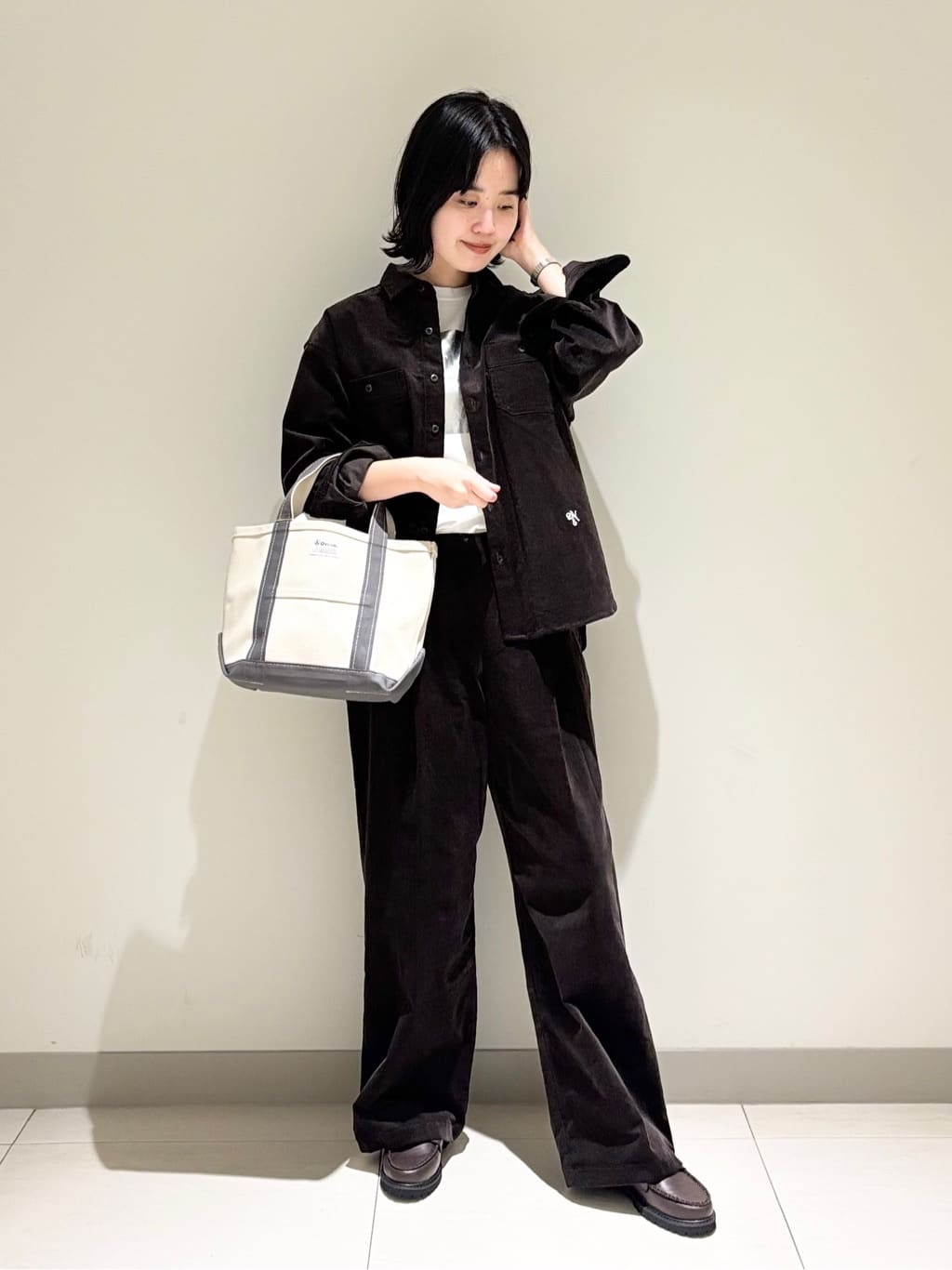 mayuさんの「Dessin｜【洗える】箔プリントロングTシャツ」を使ったコーディネート