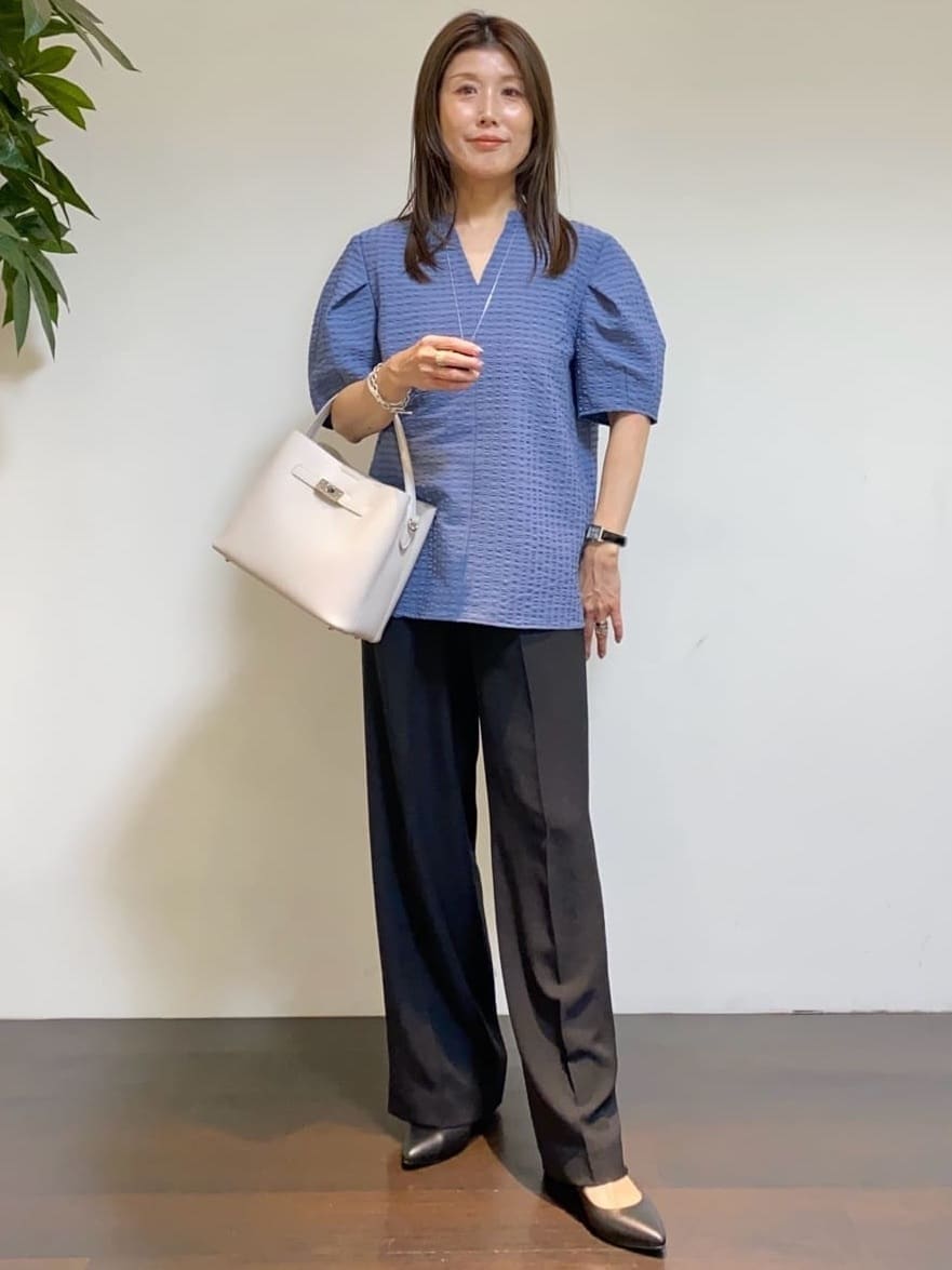 tomoさんの「UNTITLED｜【追加/新色】エアリーワンハンドルバッグ」を使ったコーディネート