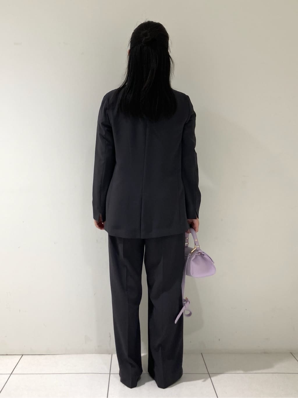 momokoさんの「INDIVI｜【洗える／体型カバー】美シルエットニット」を使ったコーディネート