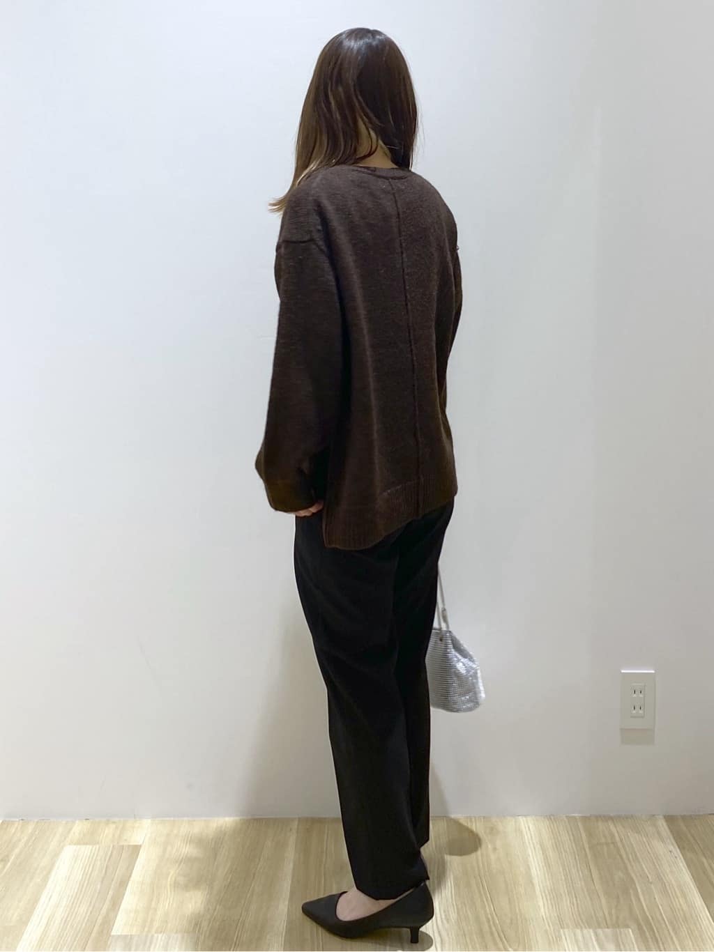 えりさんの「OPAQUE.CLIP｜リラクシークルーネックニット【洗濯機OK】」を使ったコーディネート