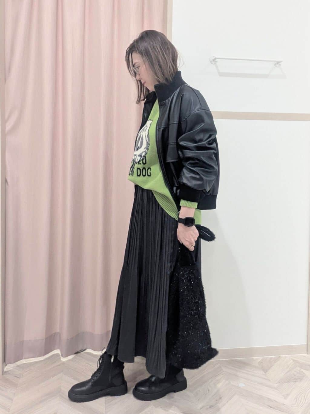 miyuさんの「SHOO･LA･RUE｜【S-LL】大人綺麗 レザー調リブブルゾン」を使ったコーディネート