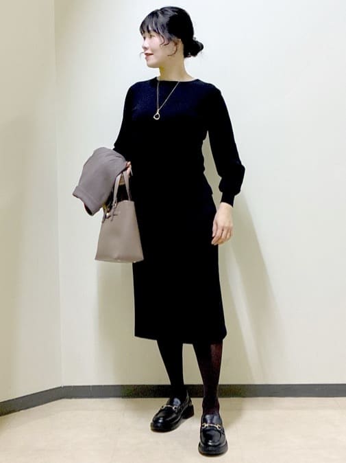  beni_gingerさんの「Reflect｜【セットアップ可／すっきりシルエット／通勤におすすめ◎】キレイめジャージタイトスカート」を使ったコーディネート
