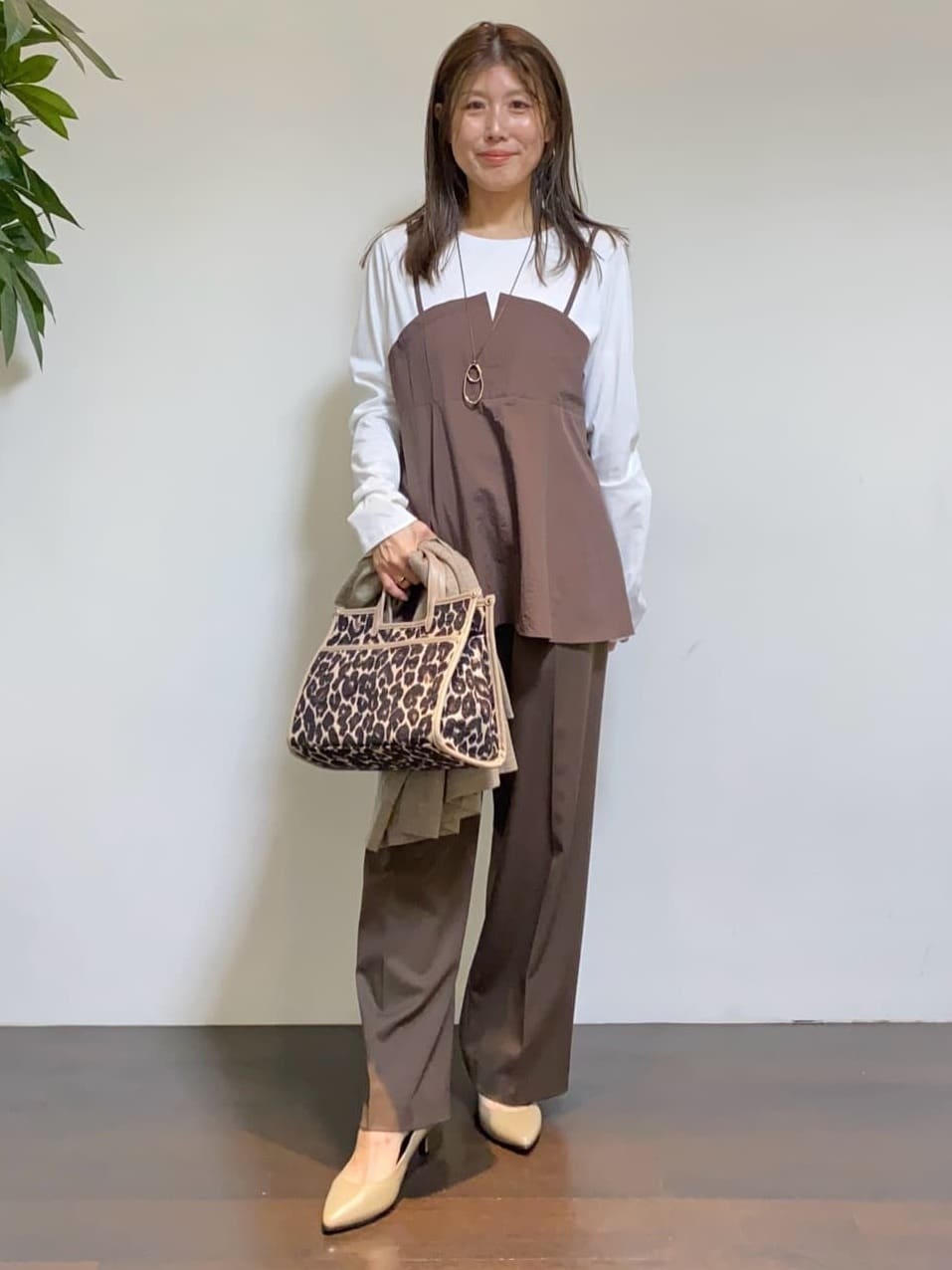 tomoさんの「UNTITLED｜【洗える/ゆったりシルエット】ビスチェドッキング　プルオーバー」を使ったコーディネート