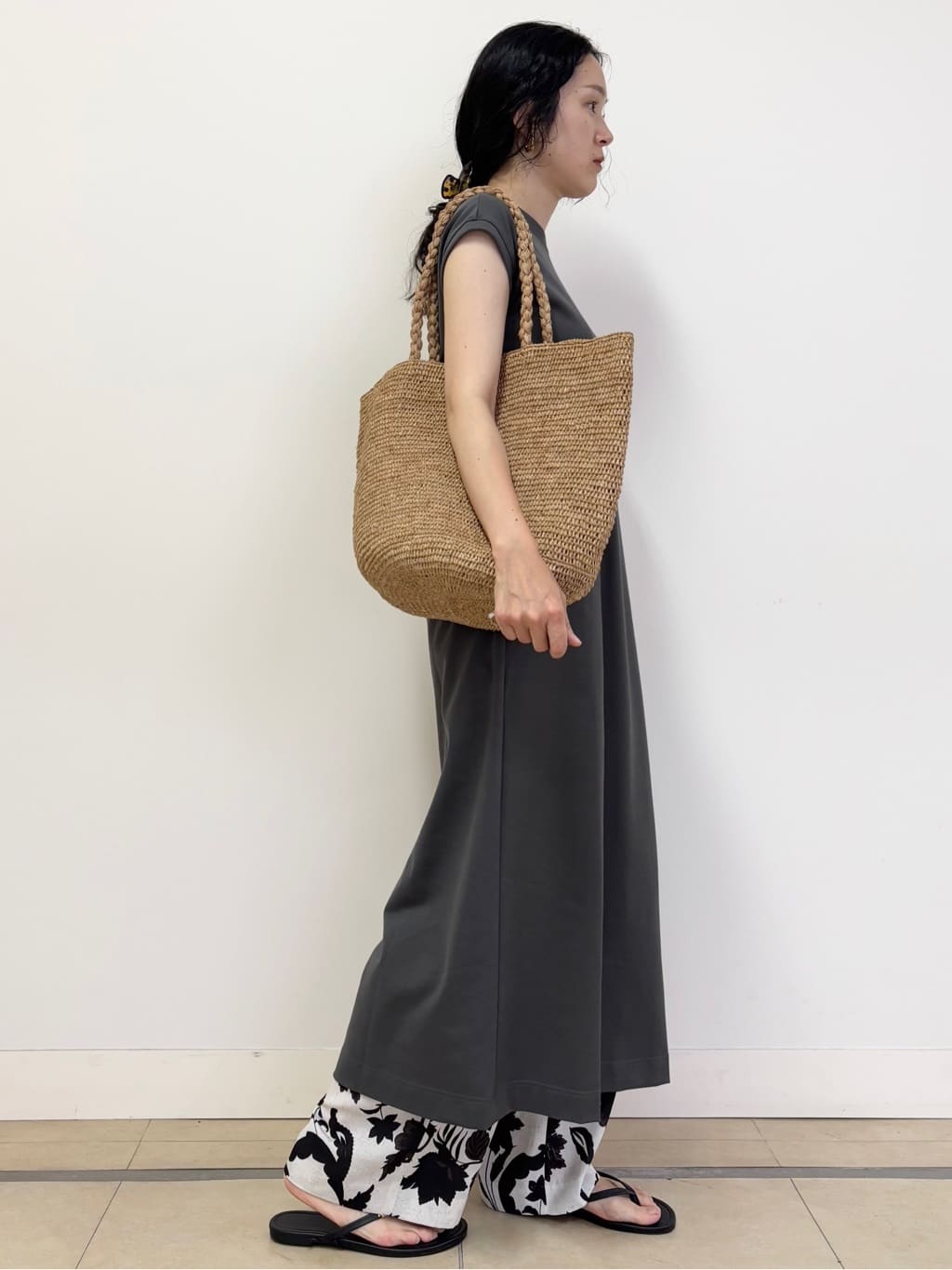 YOKOTAさんの「DRESSTERIOR｜」を使ったコーディネート