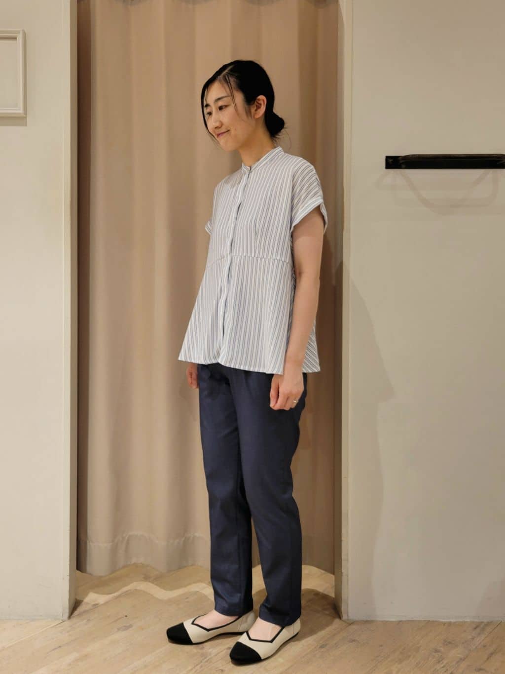 いそさんの「grove｜【冷感】サマーハイパーストレッチテーパードパンツ」を使ったコーディネート