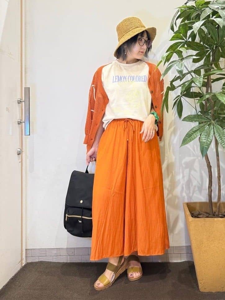 misakiさんの「SHOO･LA･RUE｜【S-LL/ひんやり/UV】選べる6柄でそれぞれ欲しくなる プリントTシャツ」を使ったコーディネート