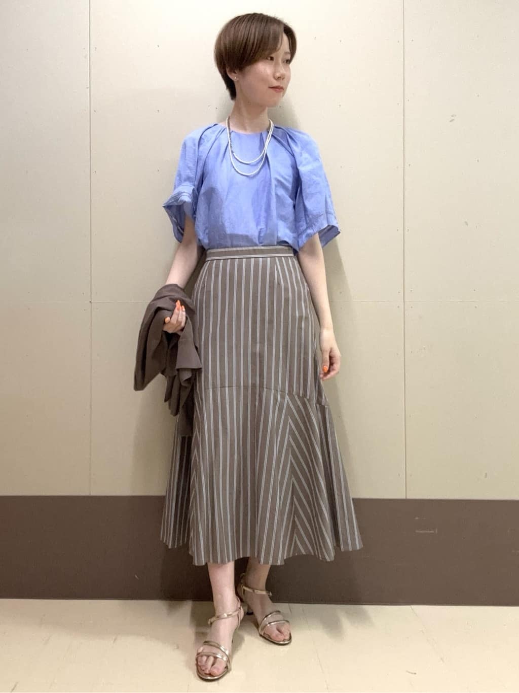 mioさんの「UNTITLED｜◆シャイニーナローサンダル」を使ったコーディネート