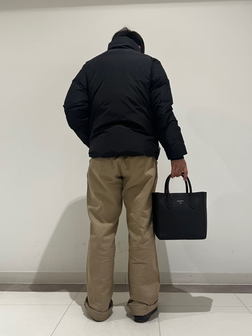 MATSUBARAさんの「DRESSTERIOR｜ヴィンテージ アルティメットチノパンツ」を使ったコーディネート