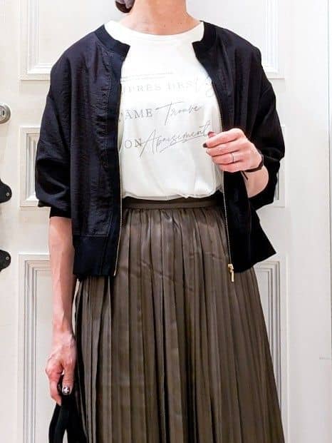 maiさんの「grove｜ラフだけどおしゃれ　チュールレイヤードTシャツ」を使ったコーディネート