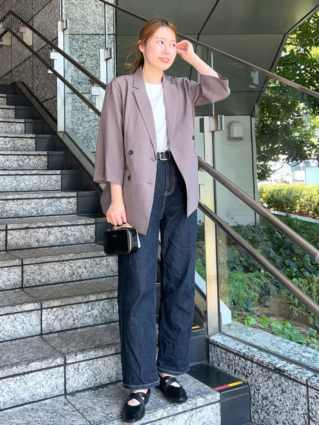 Risaさんの「OPAQUE.CLIP｜メタリック刺繍ロゴTシャツ【接触冷感／洗濯機洗い可】」を使ったコーディネート