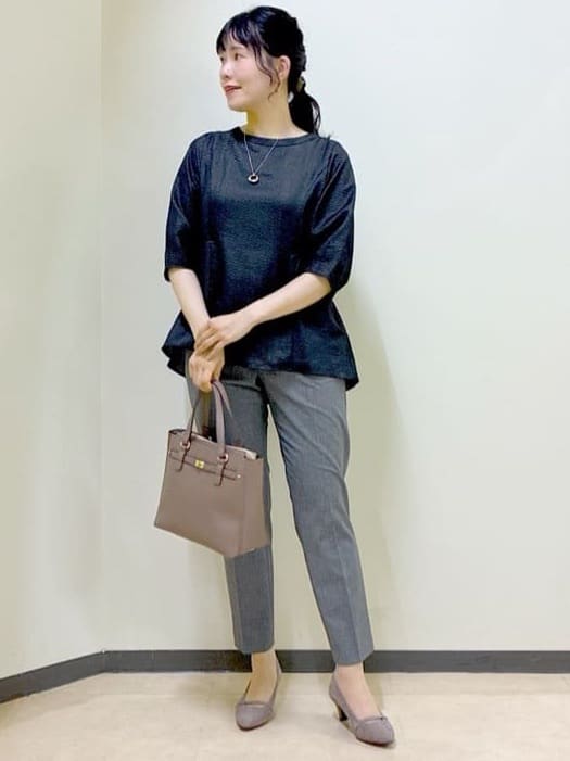  beni_gingerさんの「Reflect｜【すっきり見え！長め丈】ペプラムデザインシアーブラウス」を使ったコーディネート