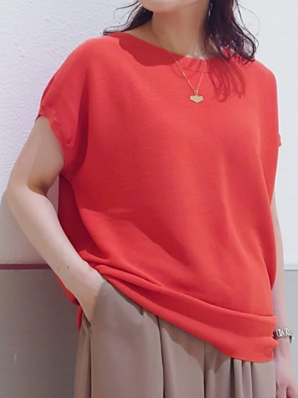 maruさんの「THE SHOP TK｜【6色展開】さらさらフレンチニット【毛玉になりにくい/洗濯機OK】」を使ったコーディネート