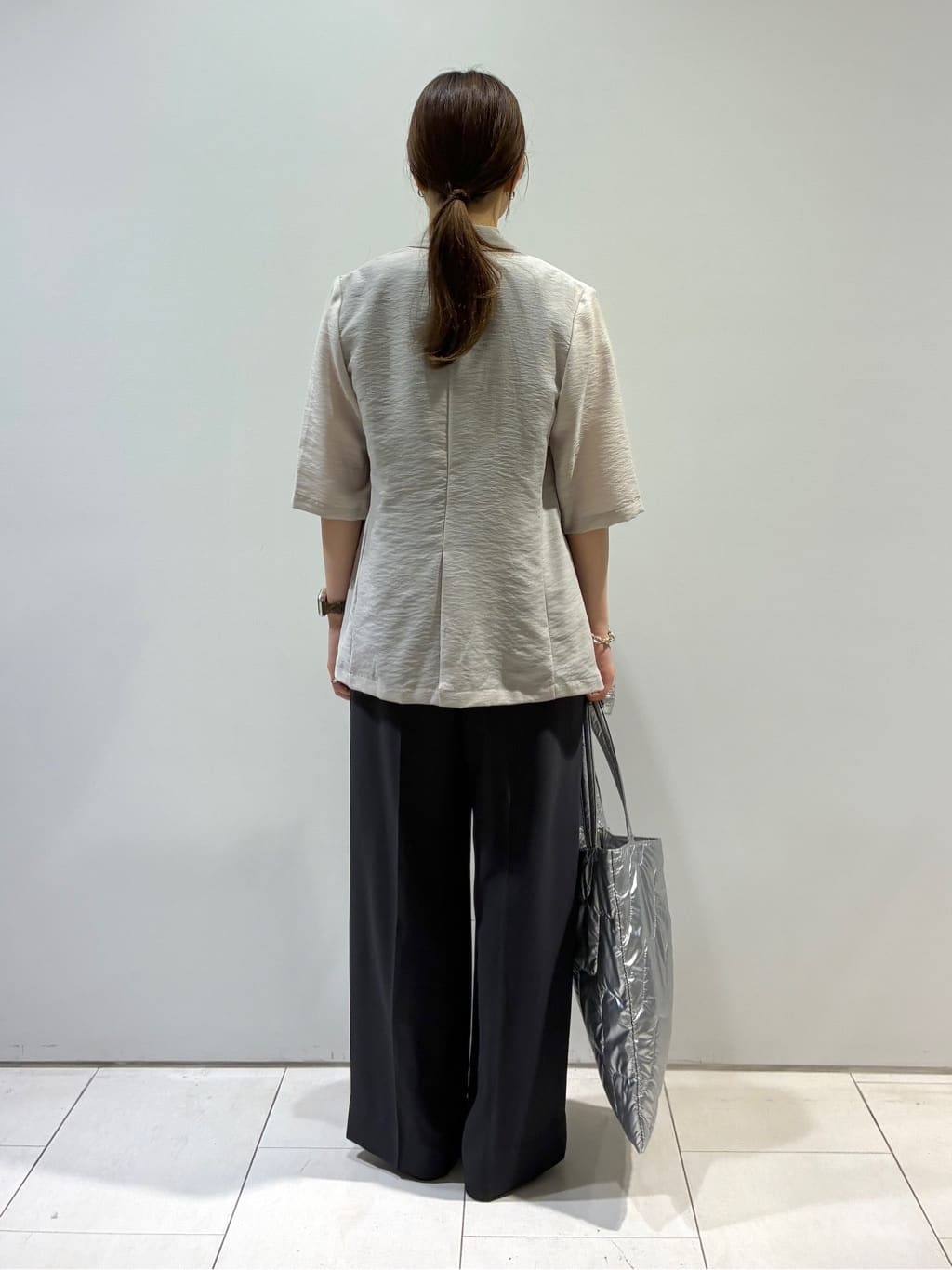 KAOさんの「INDIVI｜ライトダブルジャケット」を使ったコーディネート