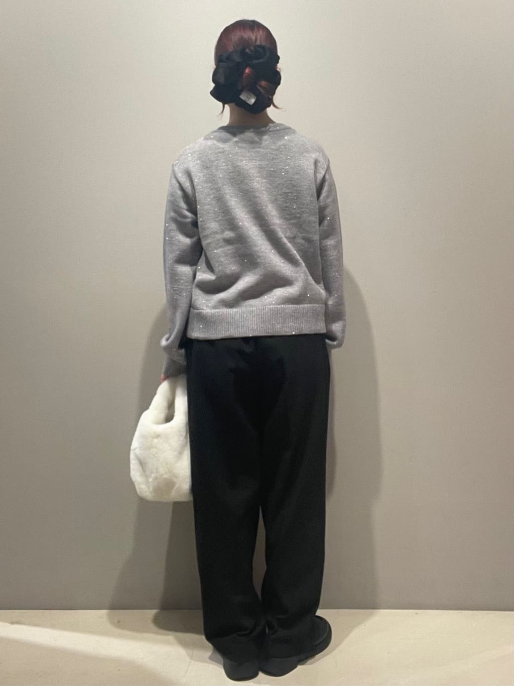 mikiさんの「OPAQUE.CLIP｜金ボタンラメニットカーディガン【洗濯機OK】」を使ったコーディネート