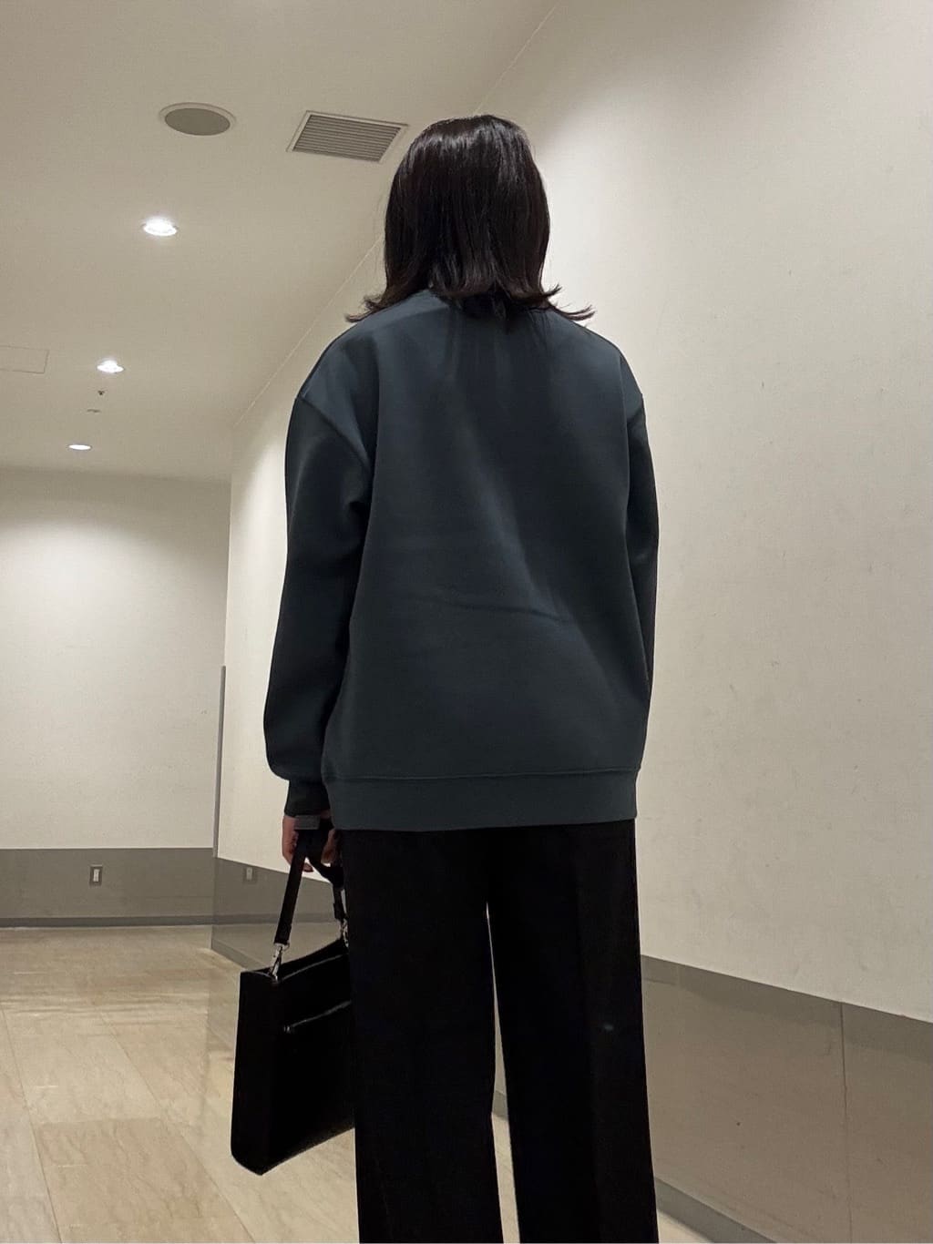 Renaさんの「tk.TAKEO KIKUCHI｜テープブライトスウェット」を使ったコーディネート