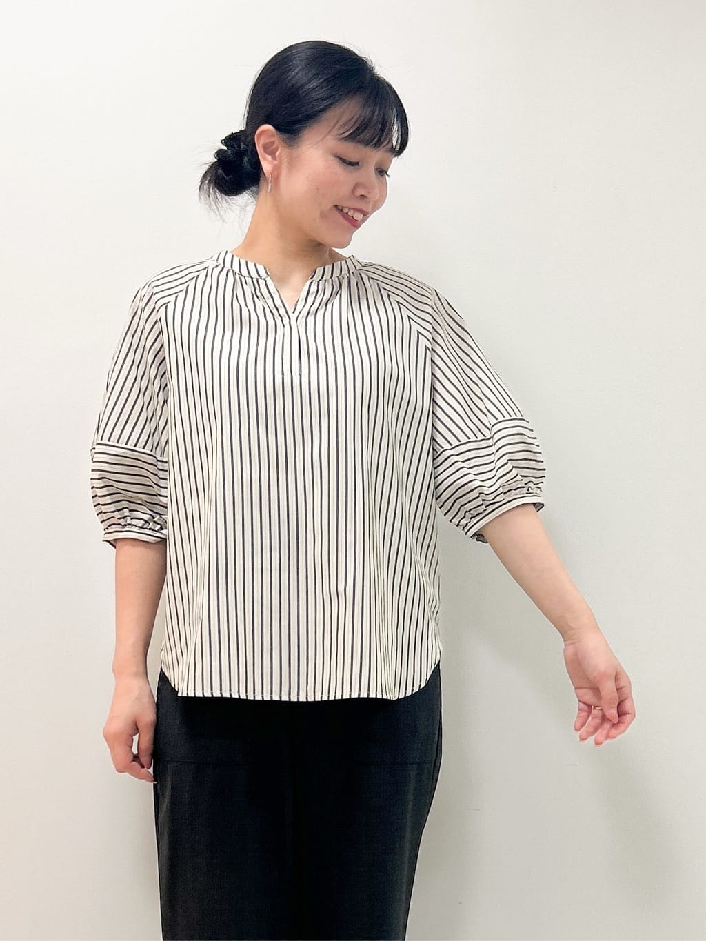 Kaiさんの「Dessin｜【ウエストゴム・洗える】アウトポケットワイドパンツ（XS～L）」を使ったコーディネート