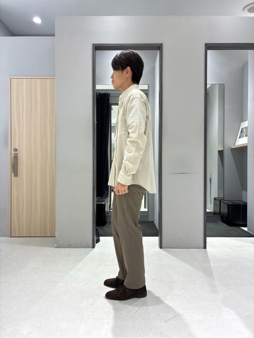 わいずみさんの「TAKEO KIKUCHI｜【360&deg;ストレッチ／セットアップ対応】None Of Stress パンツ」を使ったコーディネート