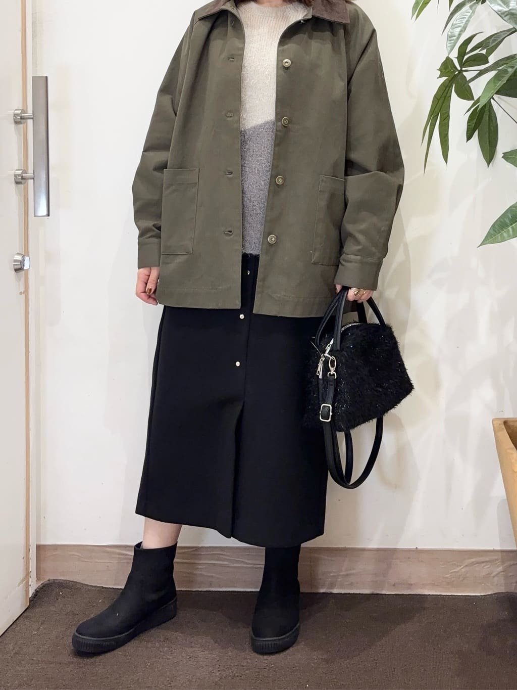 宗形さんの「SHOO･LA･RUE｜【S-LL】オーバーシルエットでこなれ感 襟コール カバーオール」を使ったコーディネート