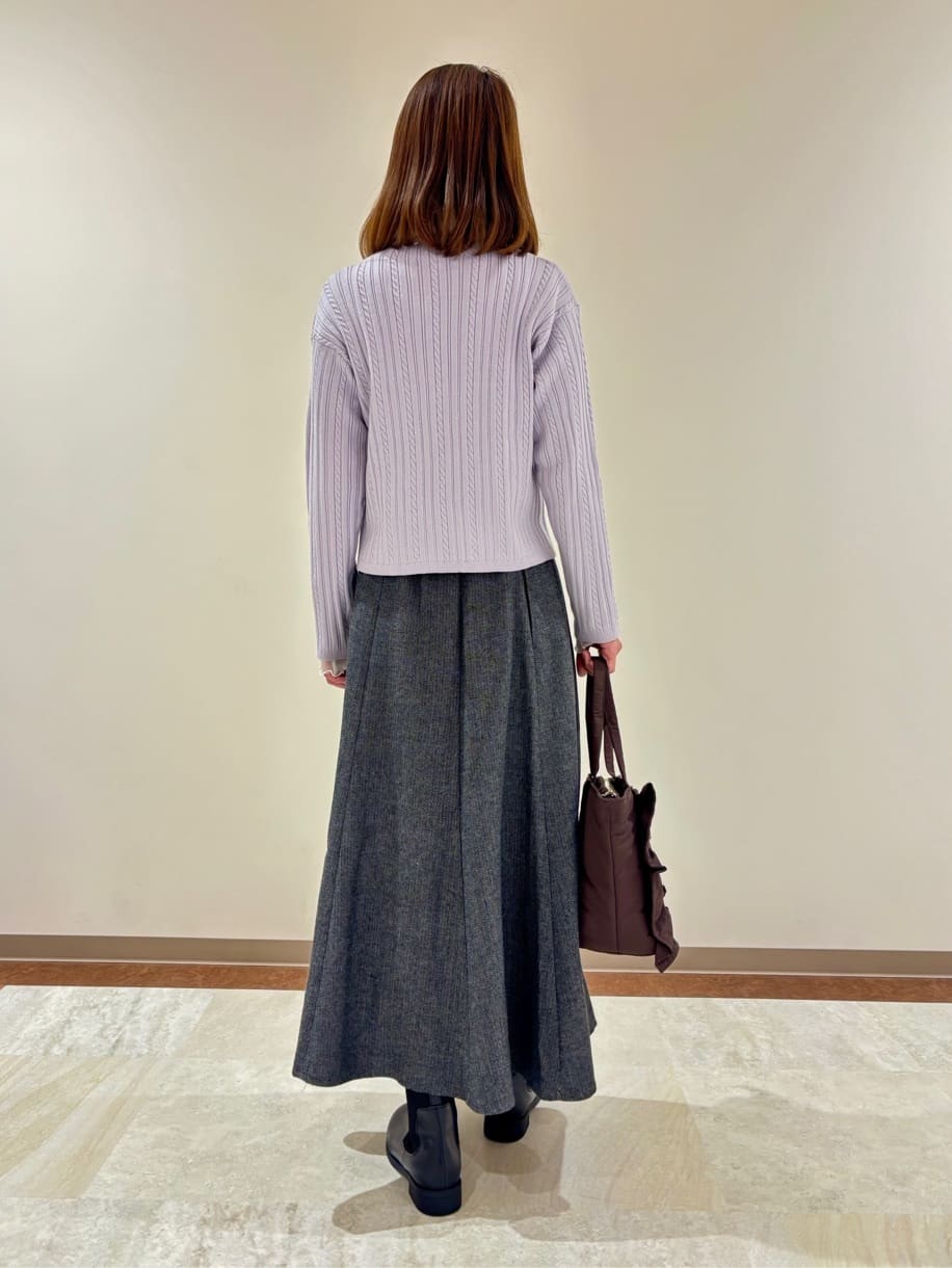 miさんの「grove｜【毛玉軽減／洗える】クロップドミニケーブルニット」を使ったコーディネート