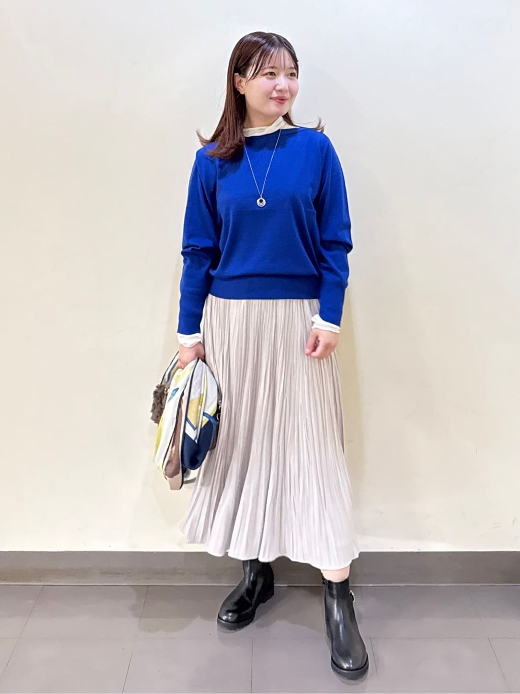 いくみさんの「UNTITLED｜【ハイネック/レイヤード/重ね着におすすめ】トリコットベロア シアーインナー」を使ったコーディネート