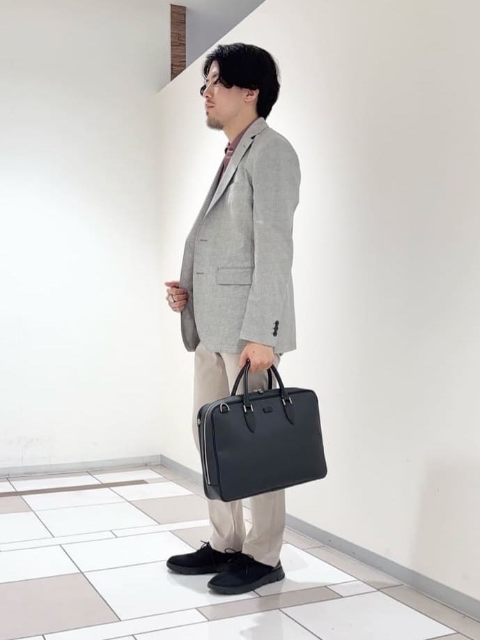 及川さんの「TAKEO KIKUCHI｜【抗菌防臭】COOL DOTS（R）ドビープリント ジャケット」を使ったコーディネート