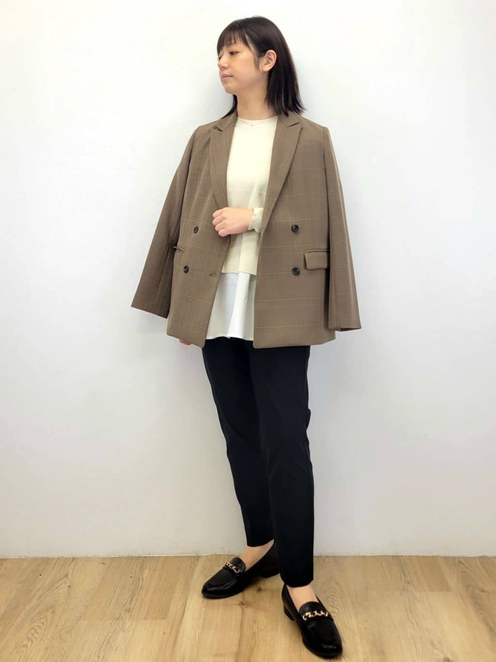 LISAさんの「OPAQUE.CLIP｜《ツインセット》リラクシーサイドスリットニット&times;ドッキングタンク【洗濯機洗い可】」を使ったコーディネート