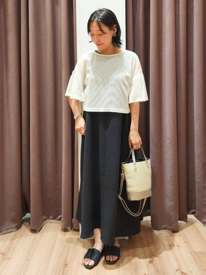 さくさんの「grove｜最終お値下げ！！【人間工学】つつまれフィットバレエシューズ （抗菌防臭加工裏地使用）」を使ったコーディネート