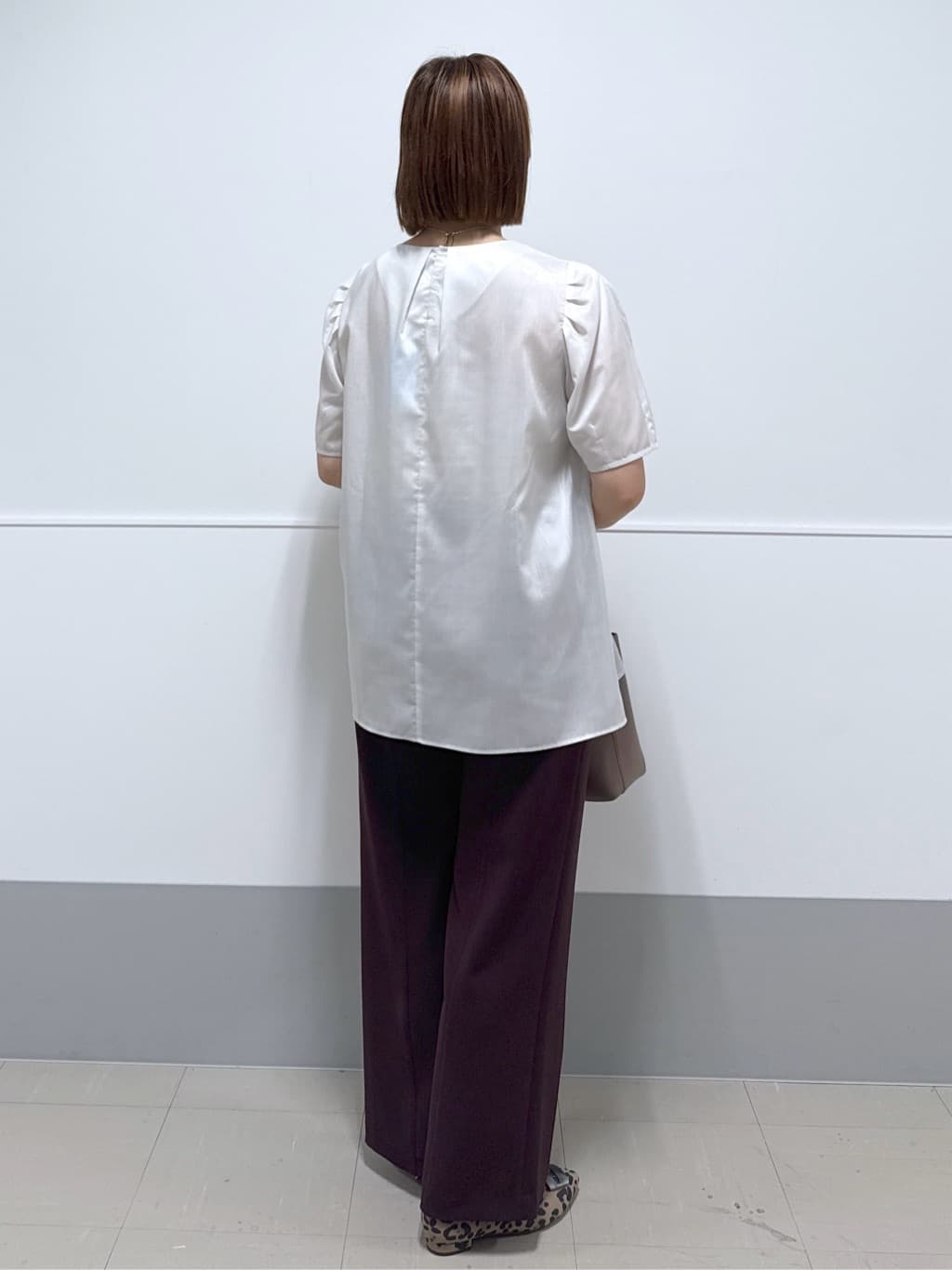 amiさんの「Reflect｜【すっきり見え！長め丈】ピンタックデザインチュニックブラウス」を使ったコーディネート