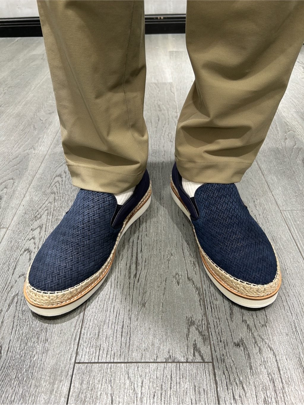 ruiさんの「TAKEO KIKUCHI｜【COOL CITY WEAR】エアートール パンツ /接触冷感・通気性」を使ったコーディネート